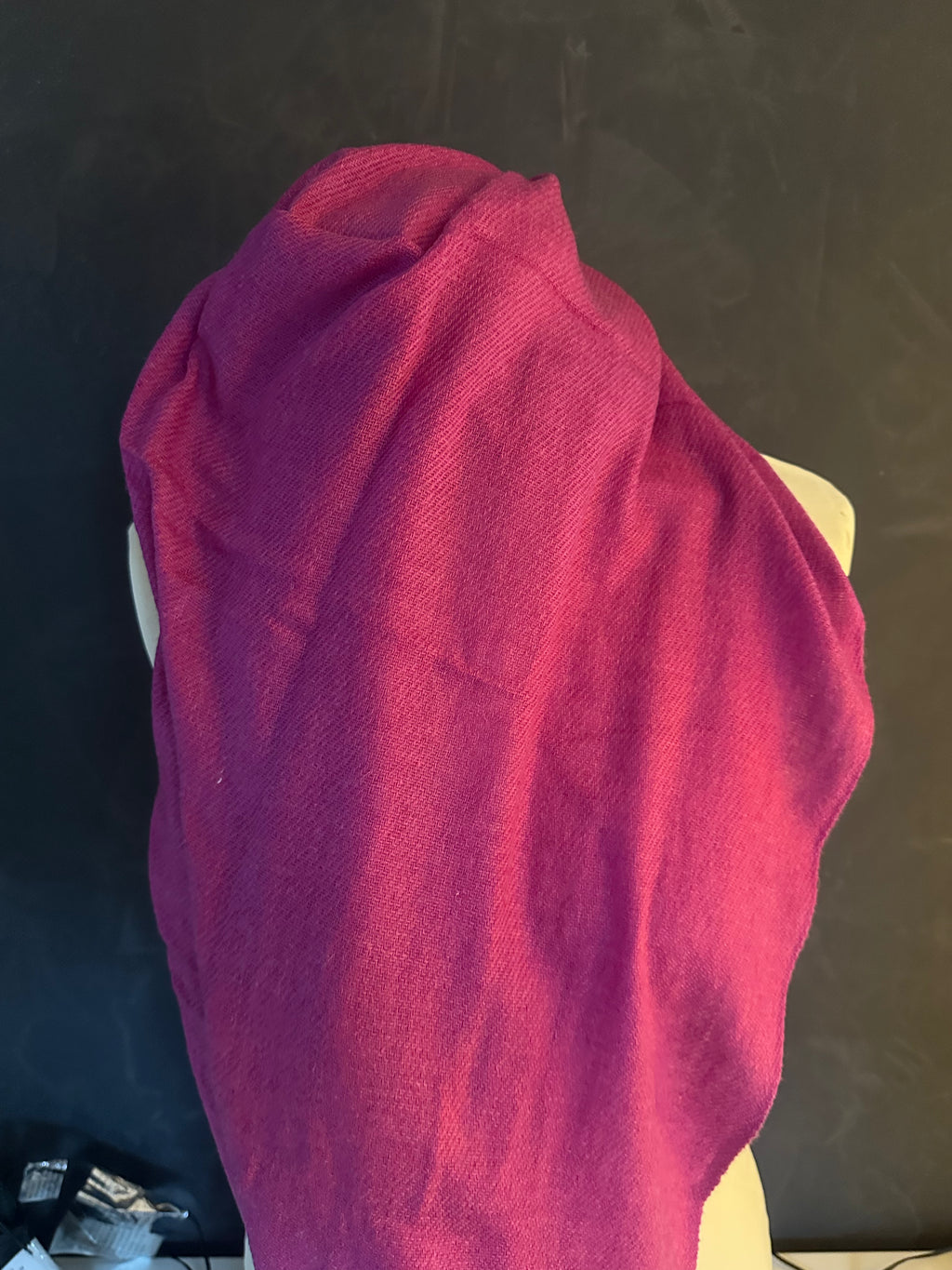 Cahmere sjaal donkerrose (dunner)